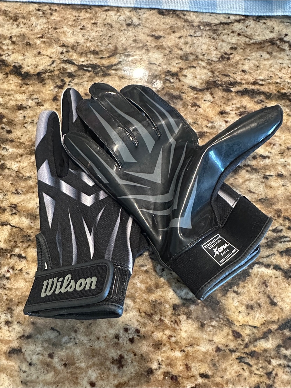 Wilson Black and Gray Grip Gloves